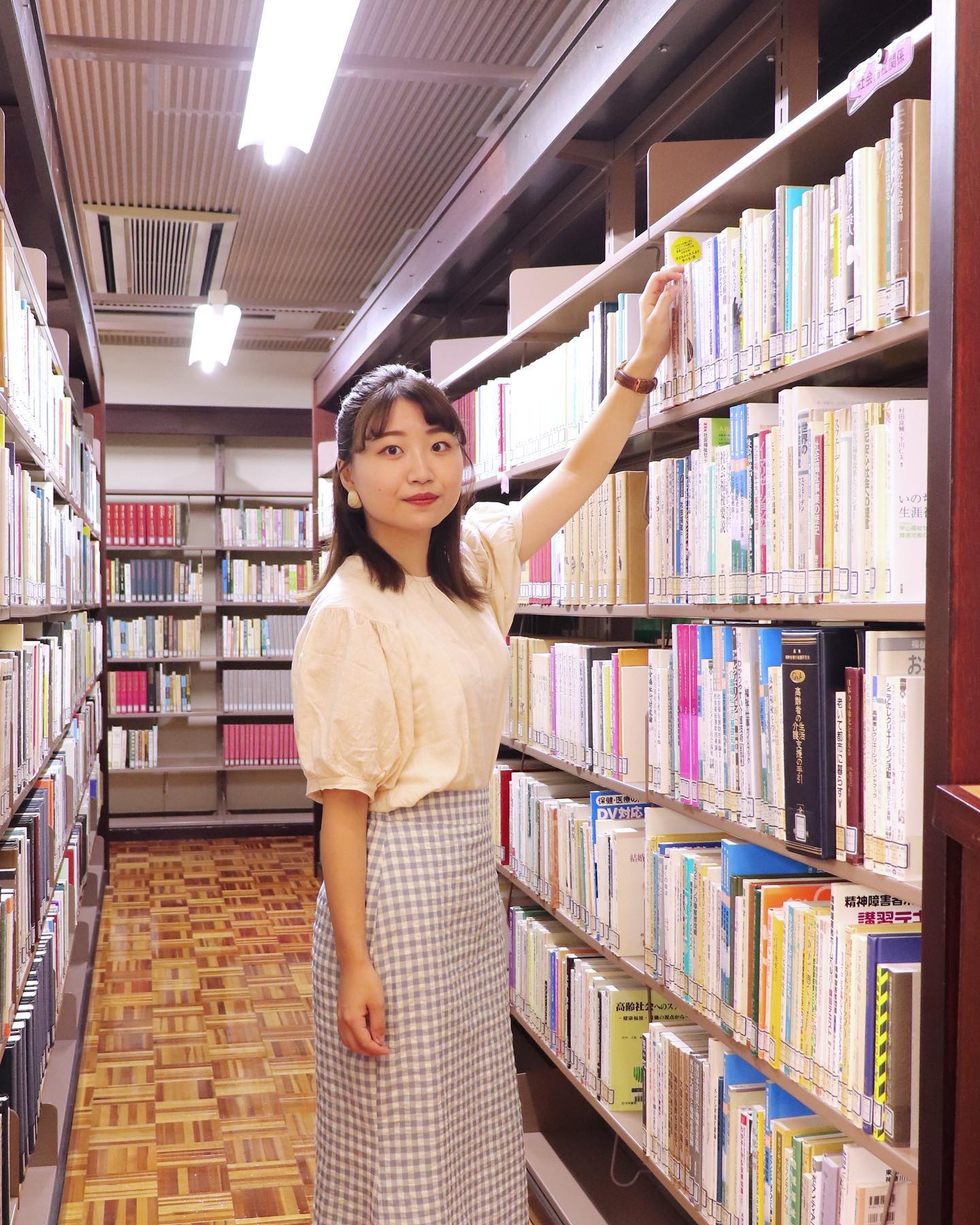 thu-vien-truong-dai-hoc-du-lich-osaka