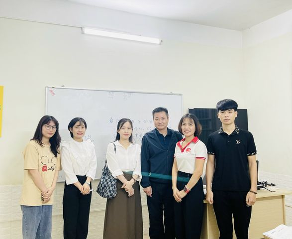 truong-trung-hoc-yanagigaura-voi-ajisai